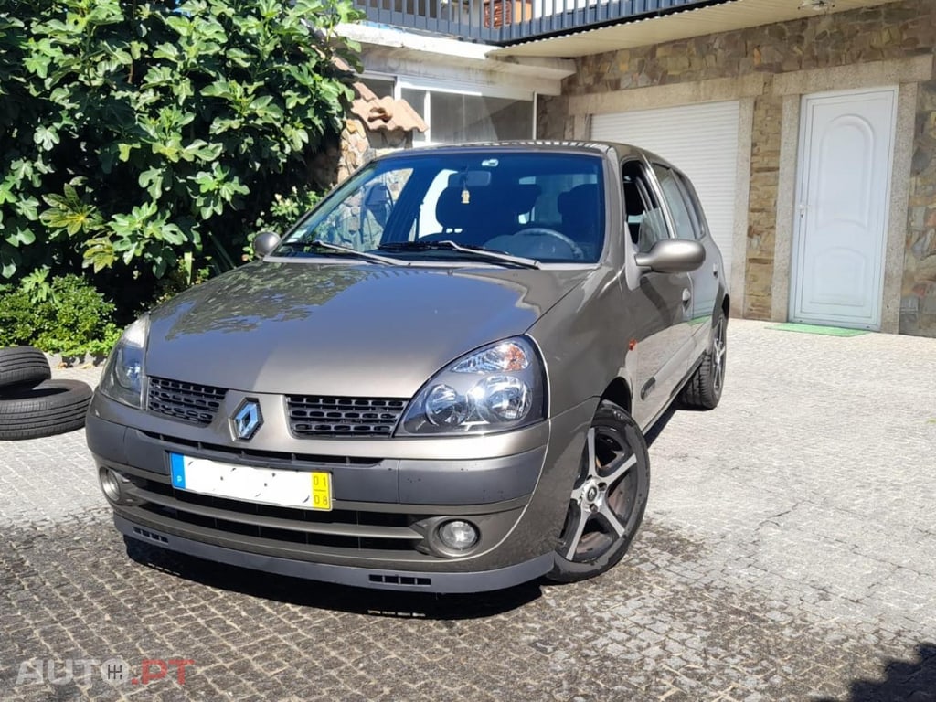 Renault Clio 1.9 dTi RXE