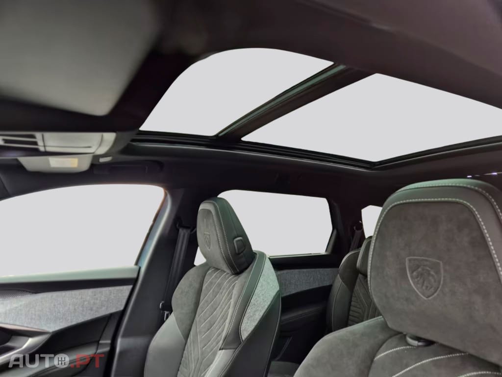 Peugeot E-5008 GT I.V.A DEDUTIVEL 