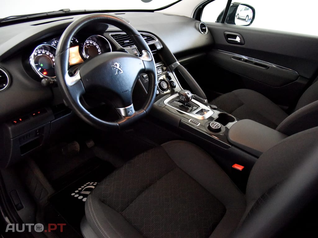 Peugeot 3008 2.0 HDi Hybrid4