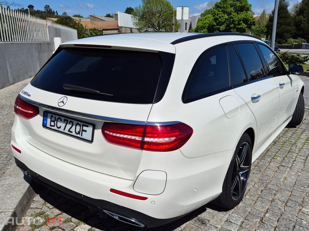 Mercedes-Benz E 300 AMG Line