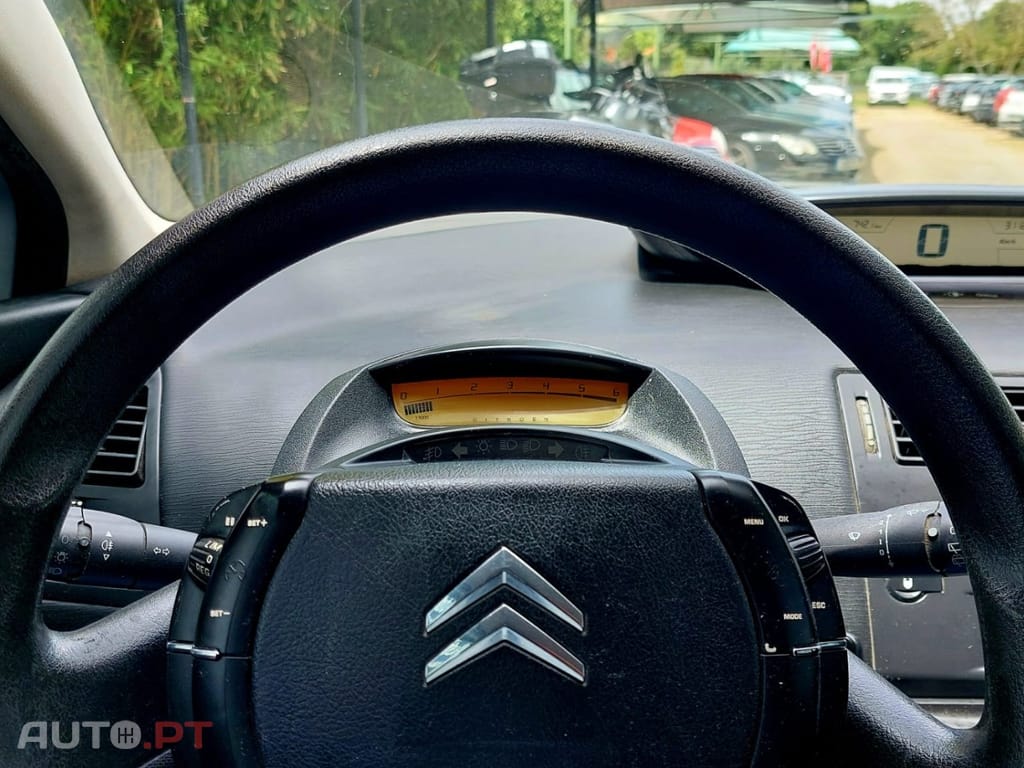 Citroen C4 Coupé 1.6 HDi X