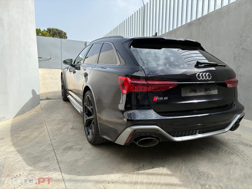 Audi RS6 Avant 4.0 TFSI Performance quattro Tiptronic
