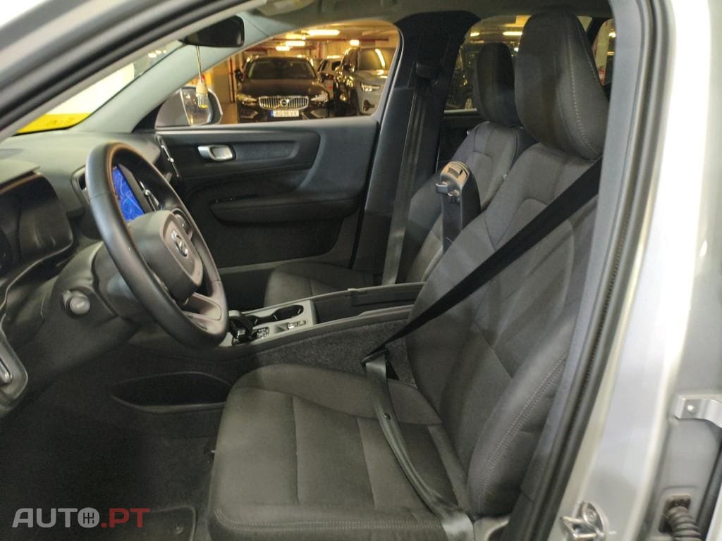 Volvo XC40 2.0 B3 Essential