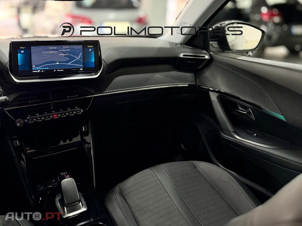 Peugeot E-2008 50 kWh Allure Pack