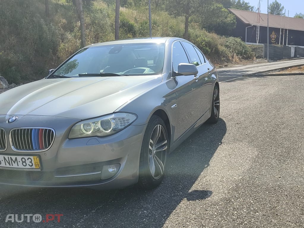 BMW 520 520d Luxury BluePerformance Bose Sport Auto