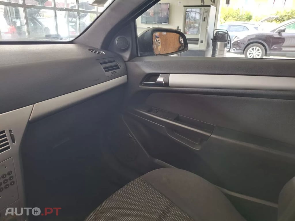 Opel Astra GTC 1.3 CDTi