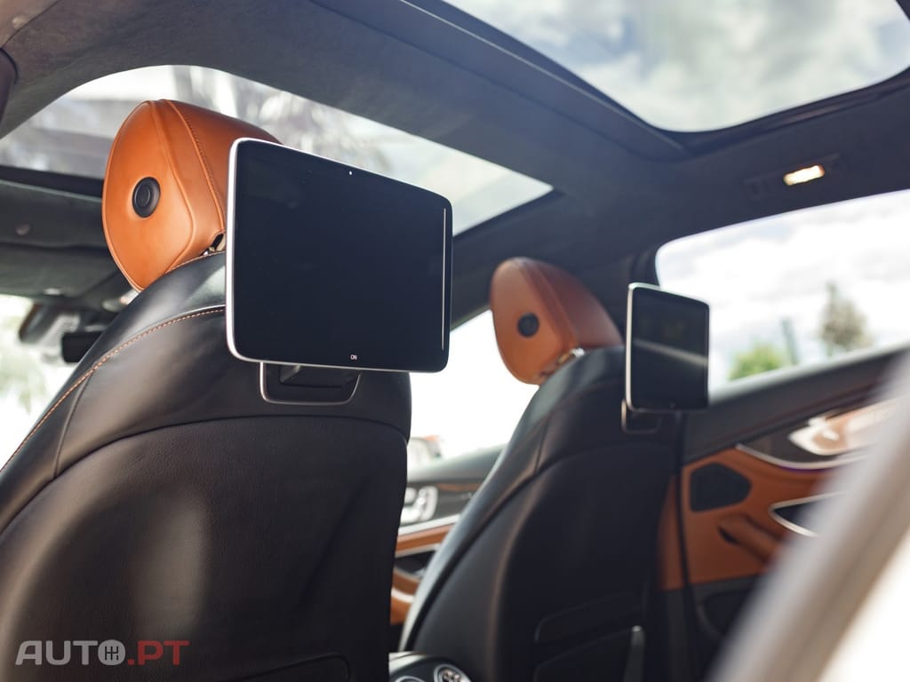 Mercedes-Benz AMG GT 63 s 4MATIC +