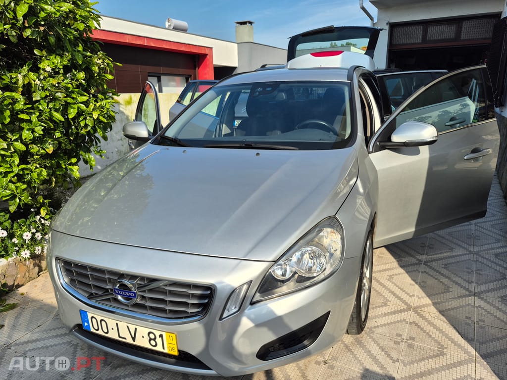 Volvo V60 D2 Momentum drive eco