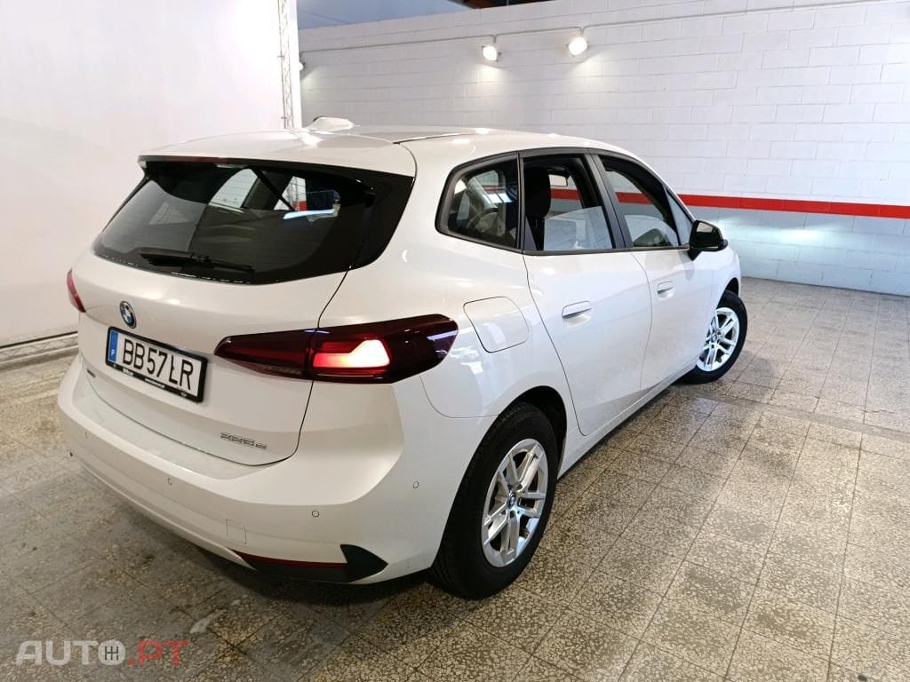 BMW 225 e xDrive