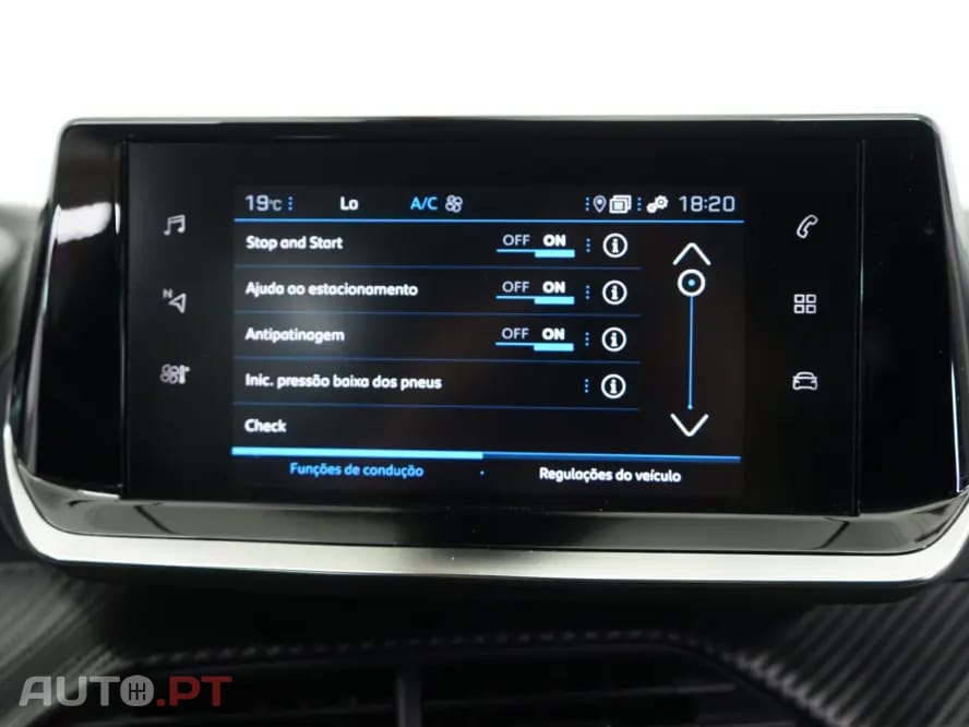 Peugeot 2008 PureTech 100 Style