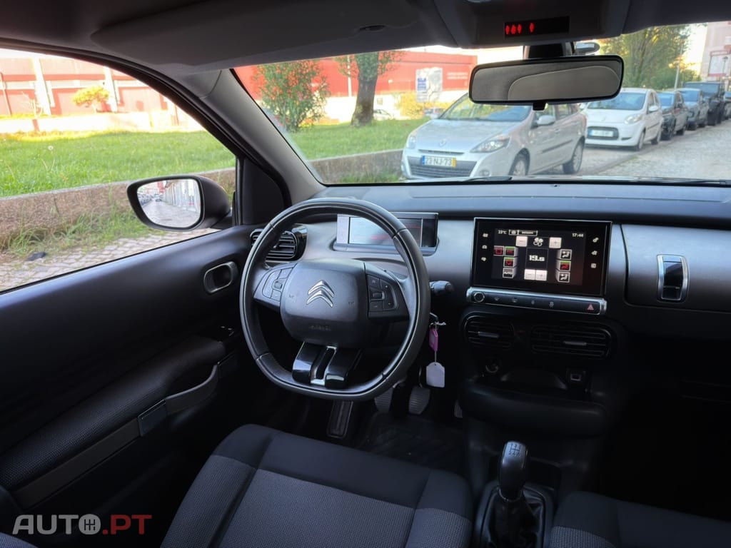 Citroen C4 Cactus 1.2 PureTech Shine