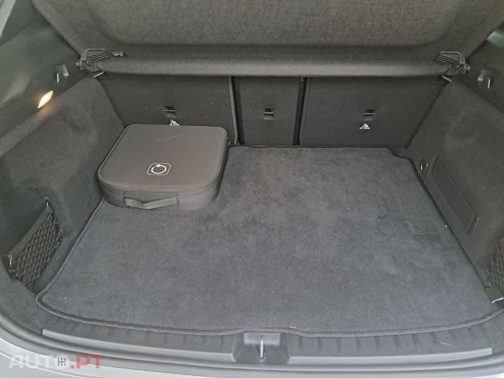 Mercedes-Benz EQA 250 AMG LINE