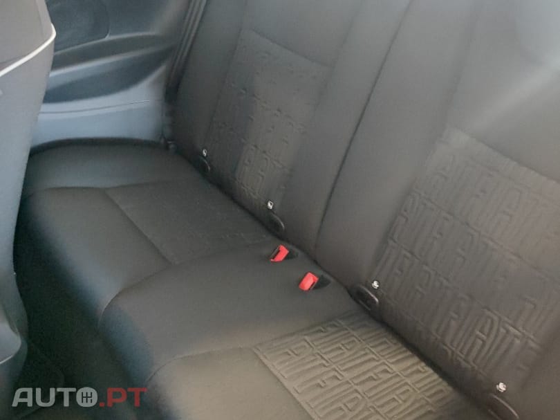 Fiat 500e 42 kWh — fotografia 8
