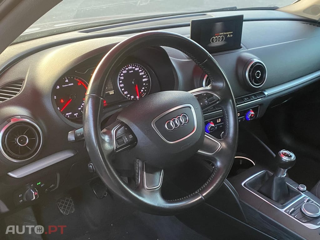 Audi A3 1.6 TDI S-line
