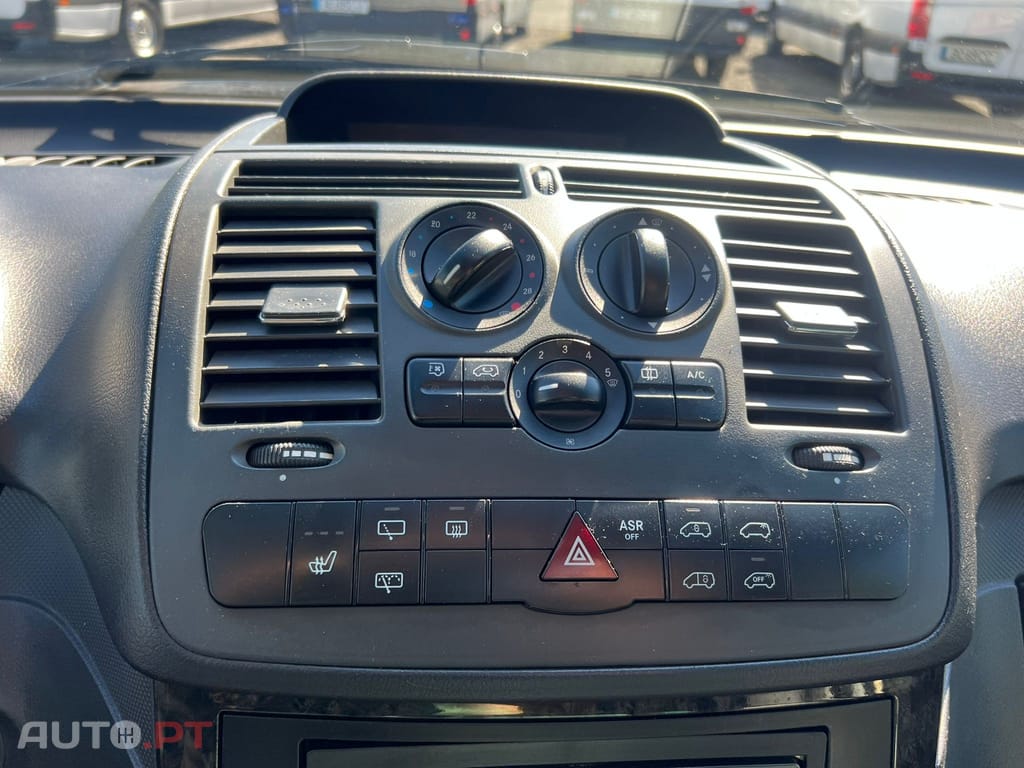 Mercedes-Benz Vito 9 LUGARES