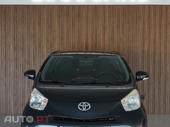 Toyota iQ 1.0 VVT-i 2 MultiDrive NAVI+Bluetooth