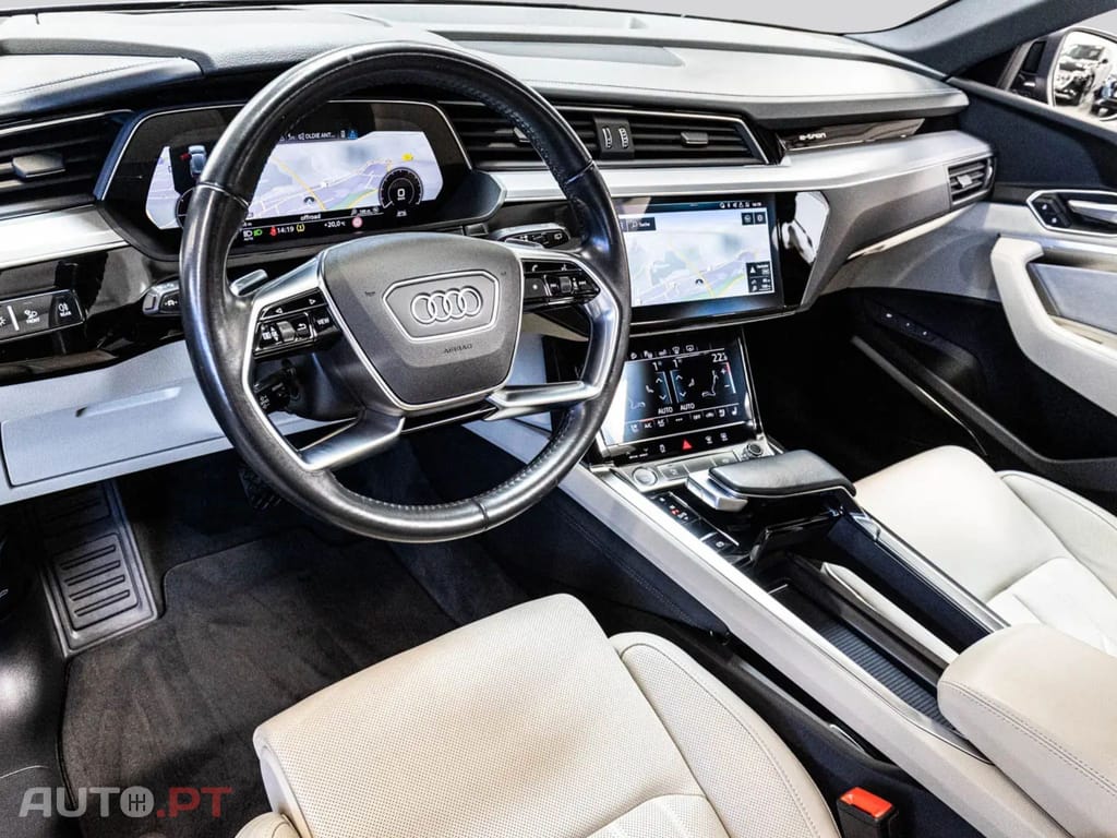Audi E-Tron I.V.A DEDUTIVEL 55 ADVANCED 