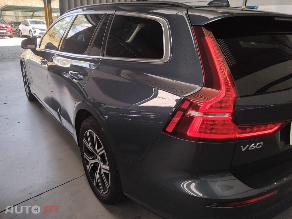 Volvo V60 2.0 B4 Momentum Plus Geartronic