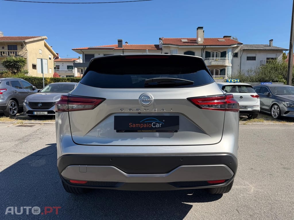 Nissan Qashqai 1.3 DIG-T N-Connecta LED