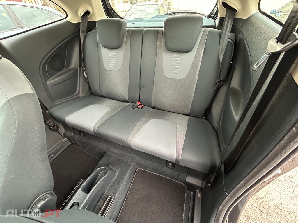 Ford KA Titanium