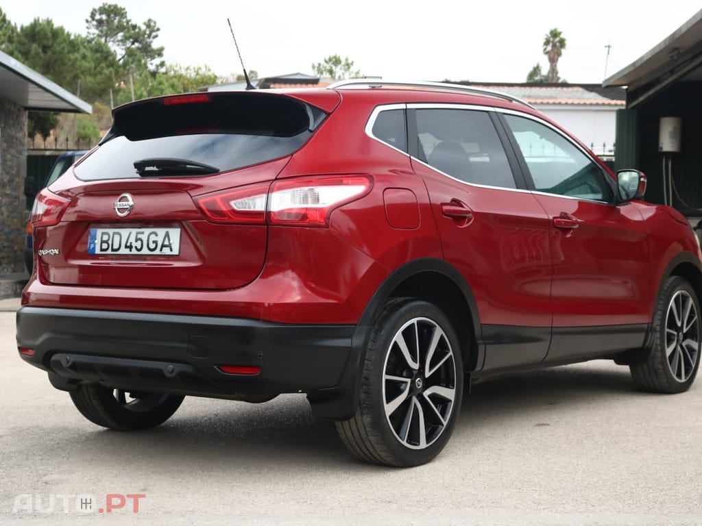 Nissan Qashqai 1.6 DCi Tekna 19 Pele Xtronic