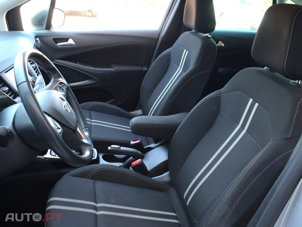 Opel Crossland 1.2 T Business