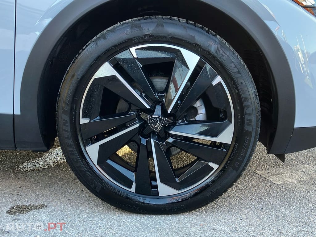 Peugeot 408 HYBRID 136 e-DSC6 Allure