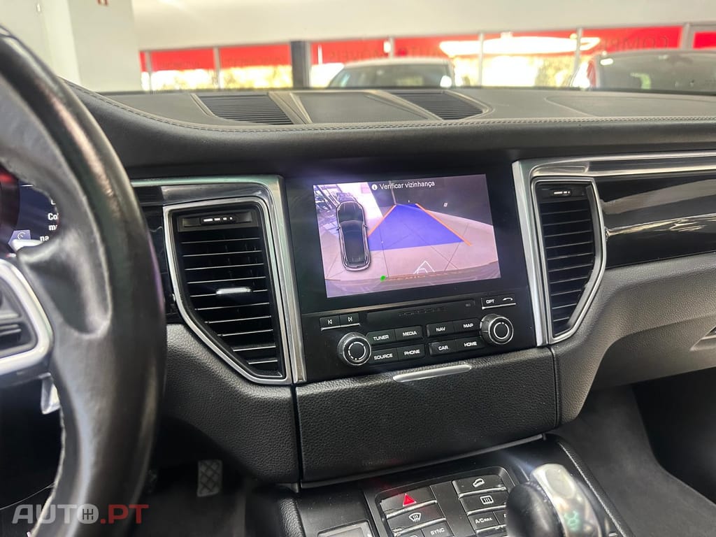 Porsche Macan S