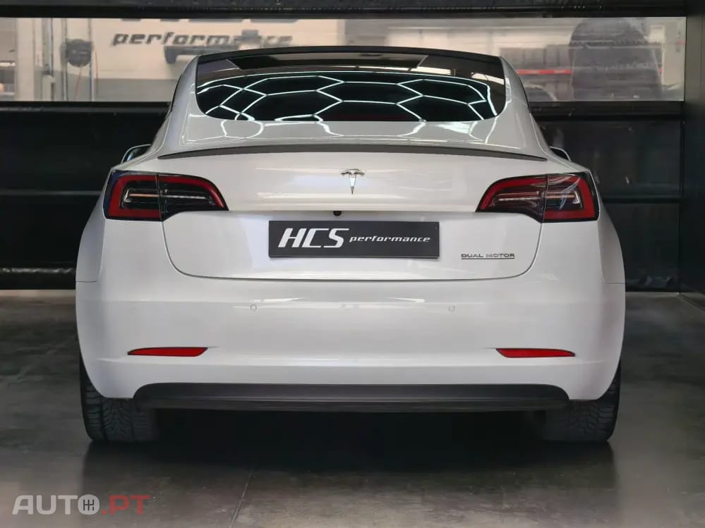 Tesla Model 3 Performance Tração Integral