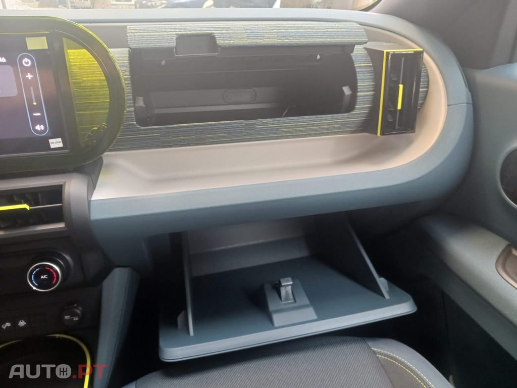 Fiat Grande Panda 1.2 Hybrid Icon eDCT
