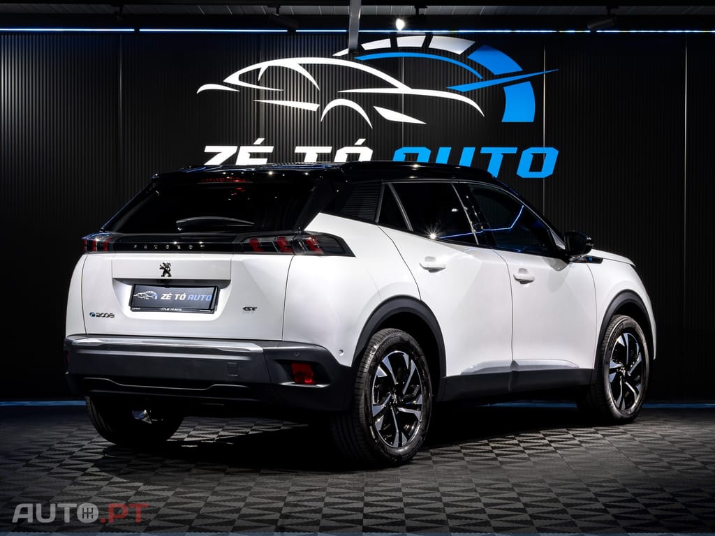 Peugeot E-2008 50 kWh GT