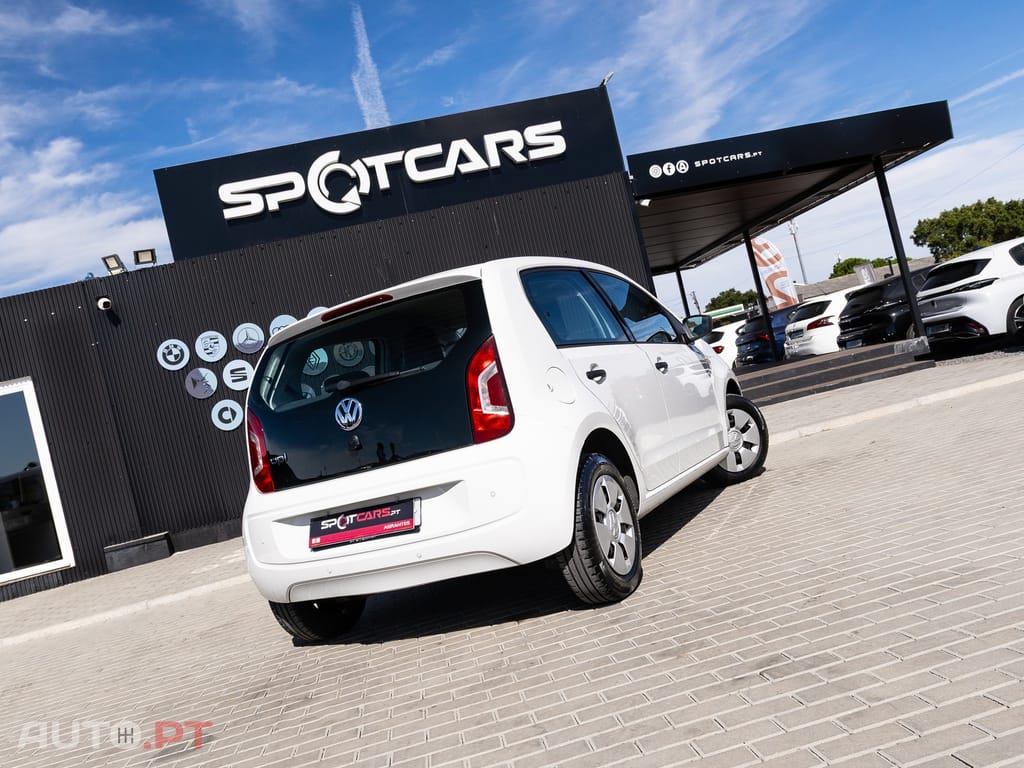 Volkswagen Up! 1.0 Take