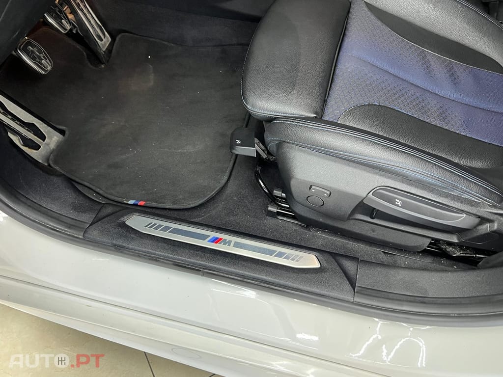 BMW 116 d Pack Desportivo M