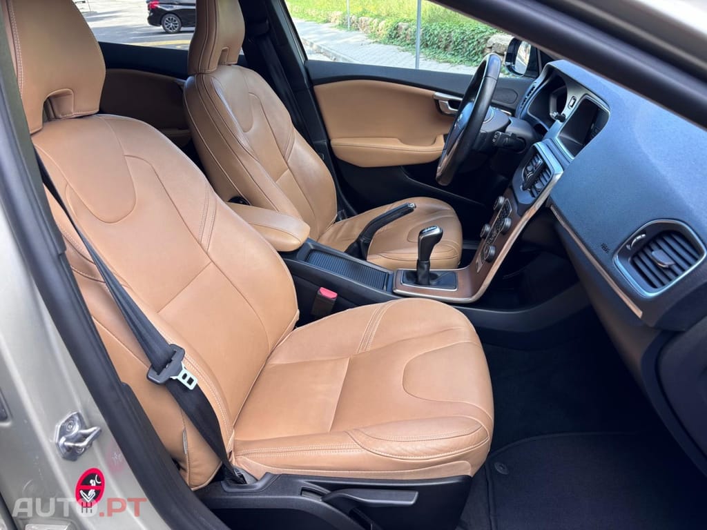 Volvo V40 Cross Country 2.0 D2 Pro
