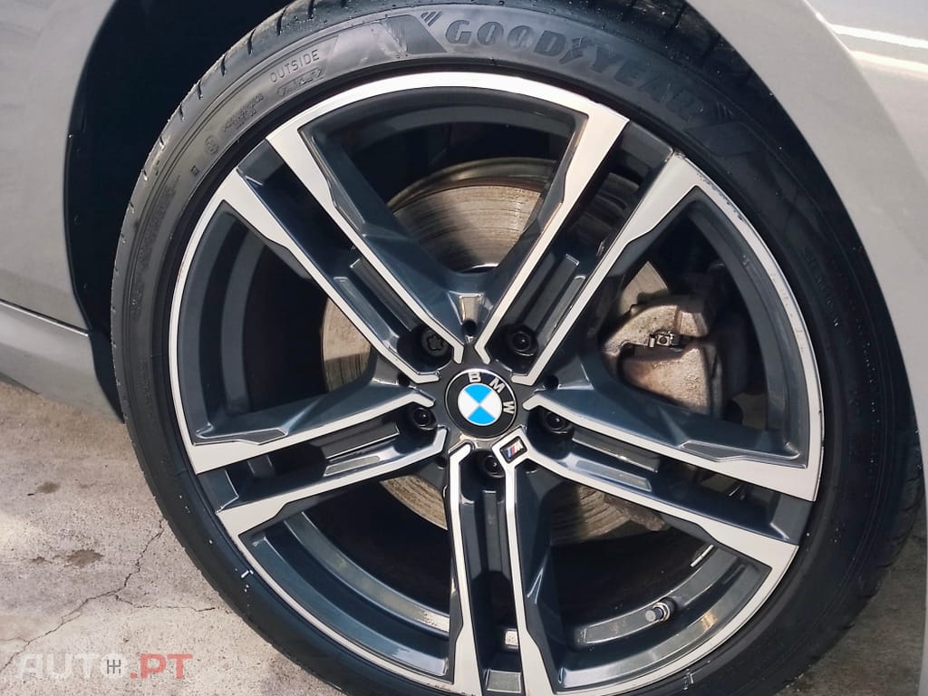 BMW 216 d Pack Desportivo M