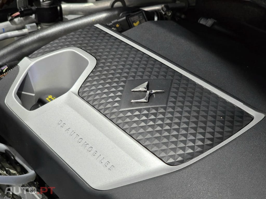 DS DS7 Crossback E-Tense Bastille+ EAT8