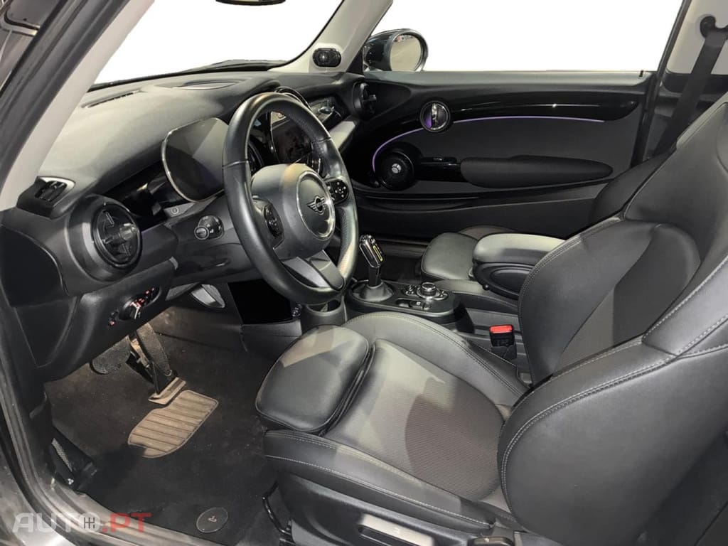 MINI Electric Cooper SE Essential