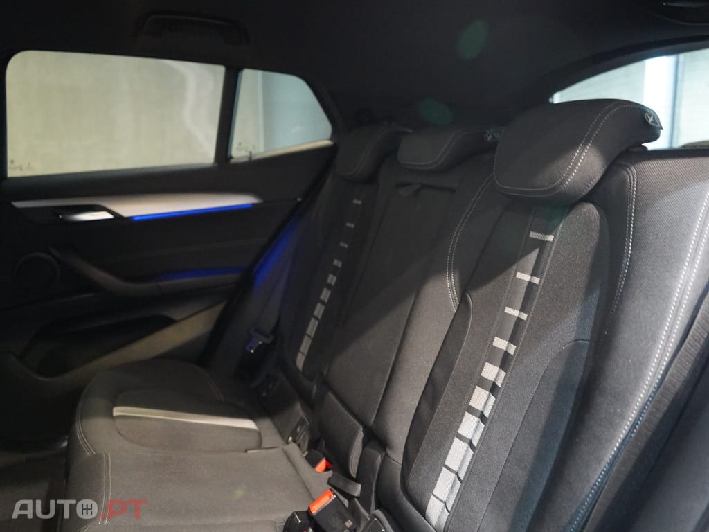 BMW X2 16 d sDrive Auto