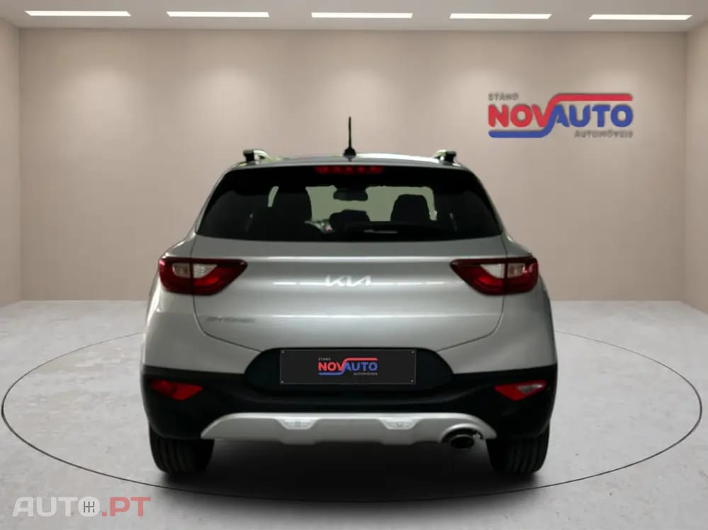 Kia Stonic 1.2 Dynamic — fotografia 4