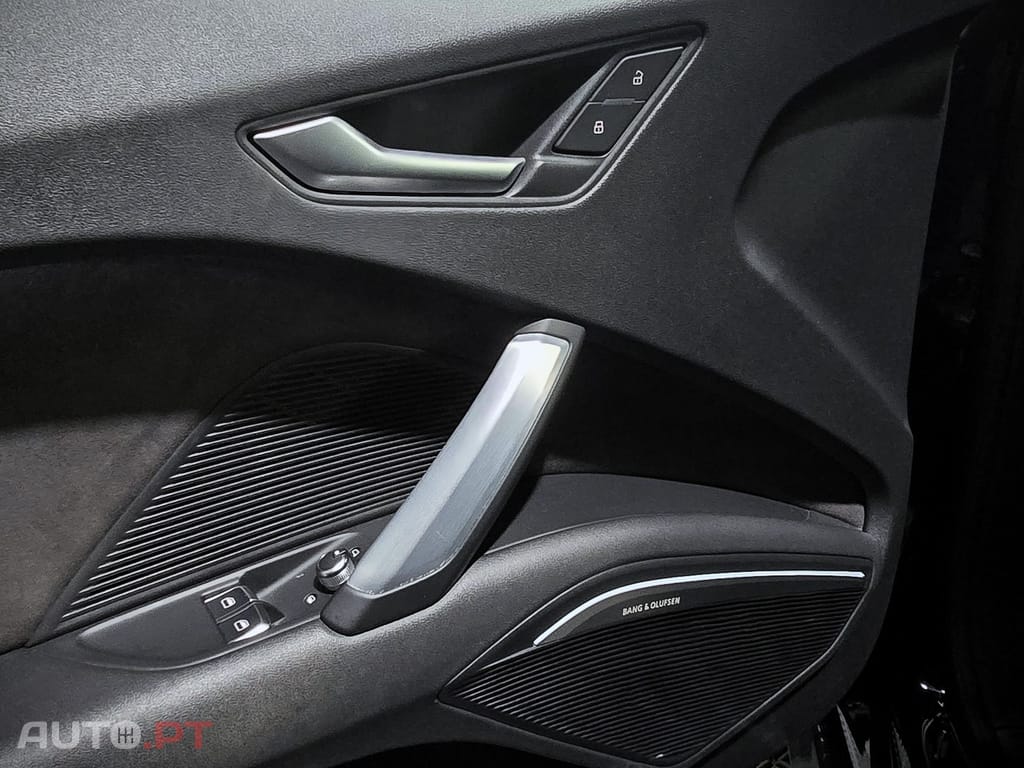 Audi TT 2.0 TFSI quattro S-line S tronic
