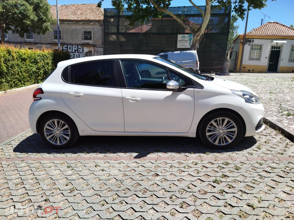 Peugeot 208 Style 1.2 Puretech