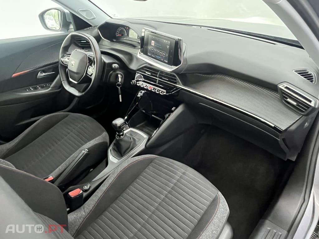 Peugeot 2008 1.2 PureTech Active Pack