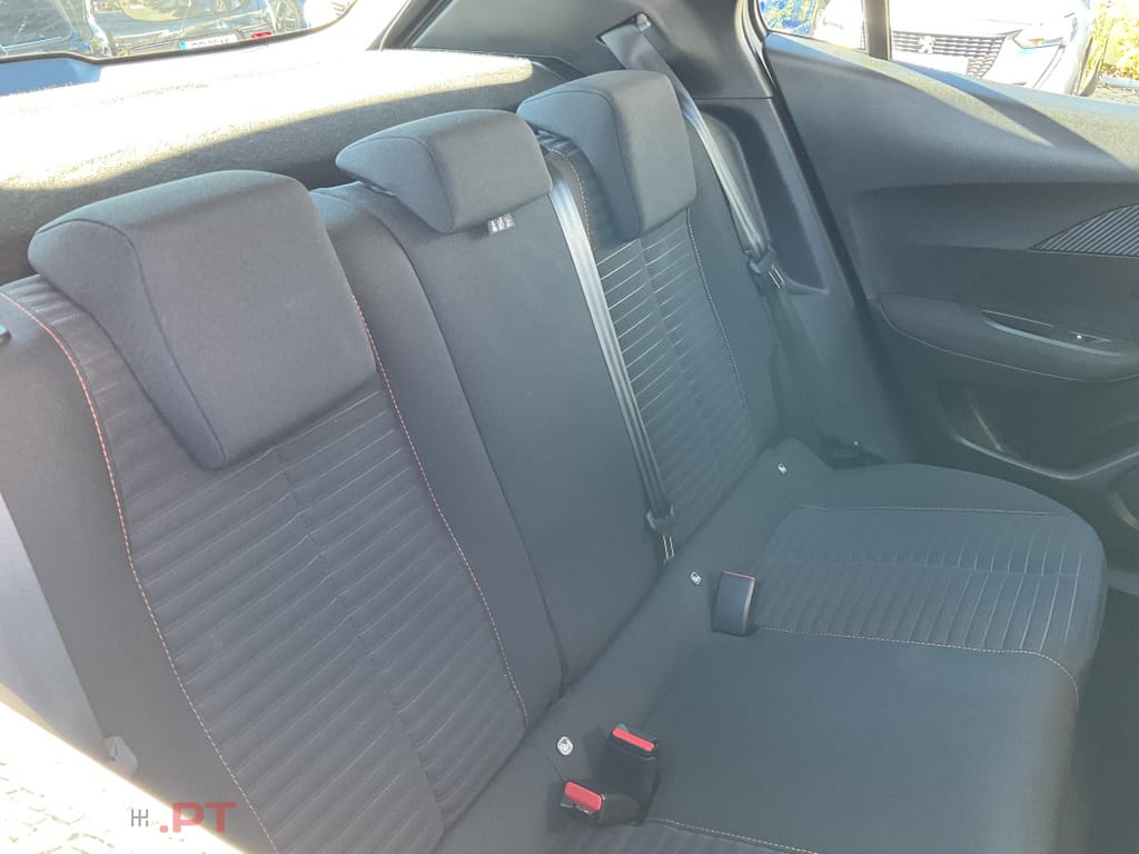 Peugeot 2008 1.2 PureTech Active