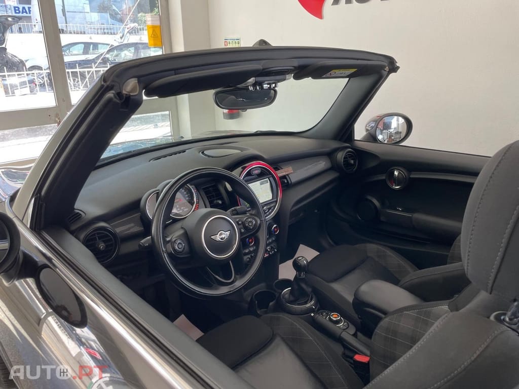 MINI Cabrio Cooper D