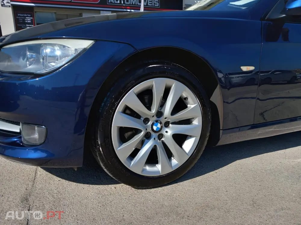 BMW 320 i Coupe