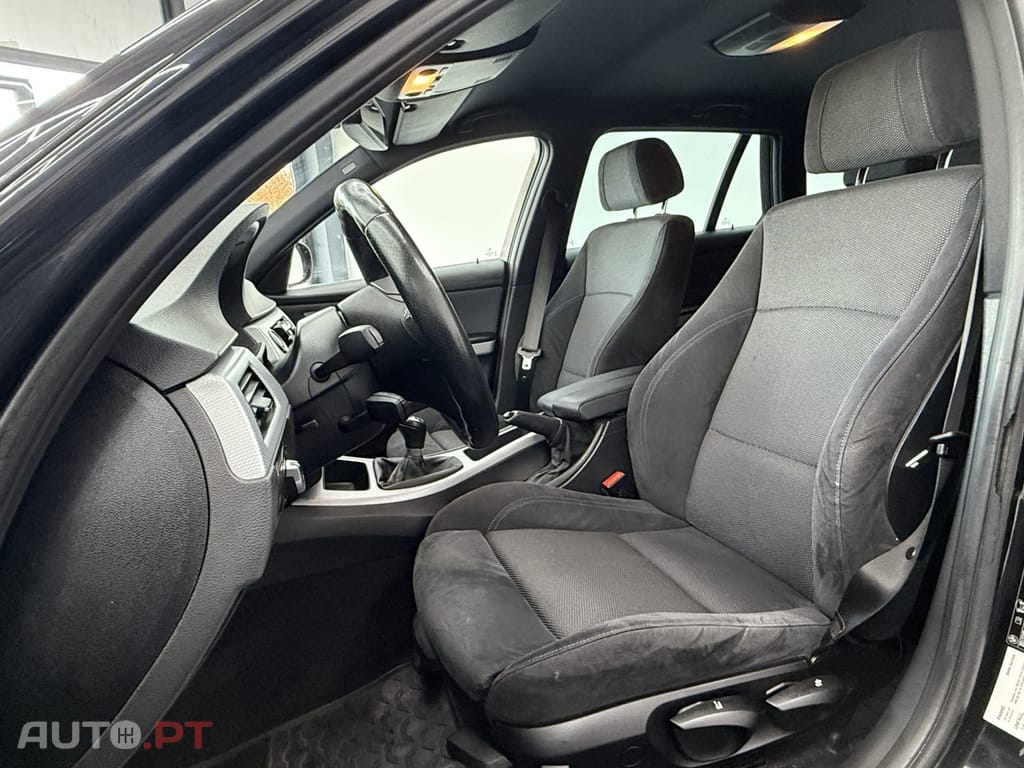 BMW 318 d Touring Pack M