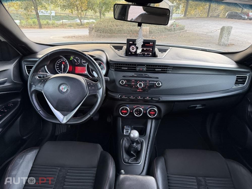 Alfa Romeo Giulietta 2.0 JTDM 16V Veloce