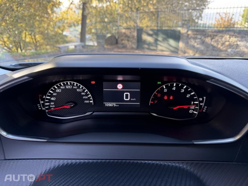 Peugeot 2008 PureTech 100 Stop&Start Allure Pack
