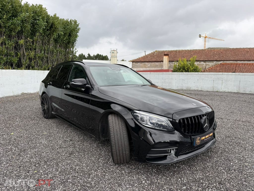 Mercedes-Benz C 300 de AMG Line