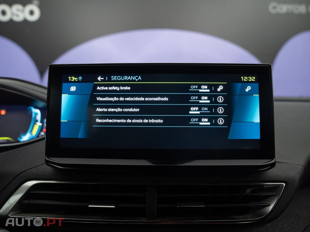 Peugeot 3008 1.6 Hybrid Allure e-EAT8